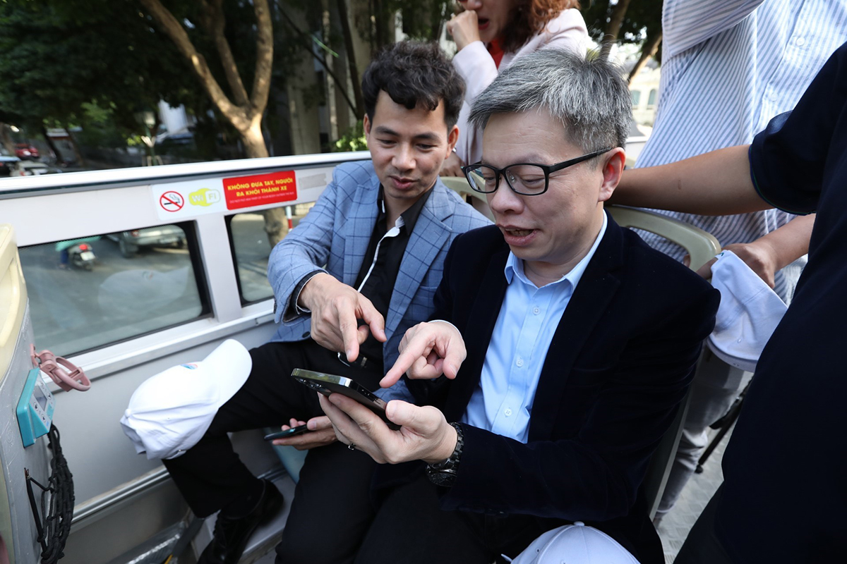 Trải nghiệm sử dụng mạng 5G khu vực quận Hoàn Kiếm (Hà Nội).