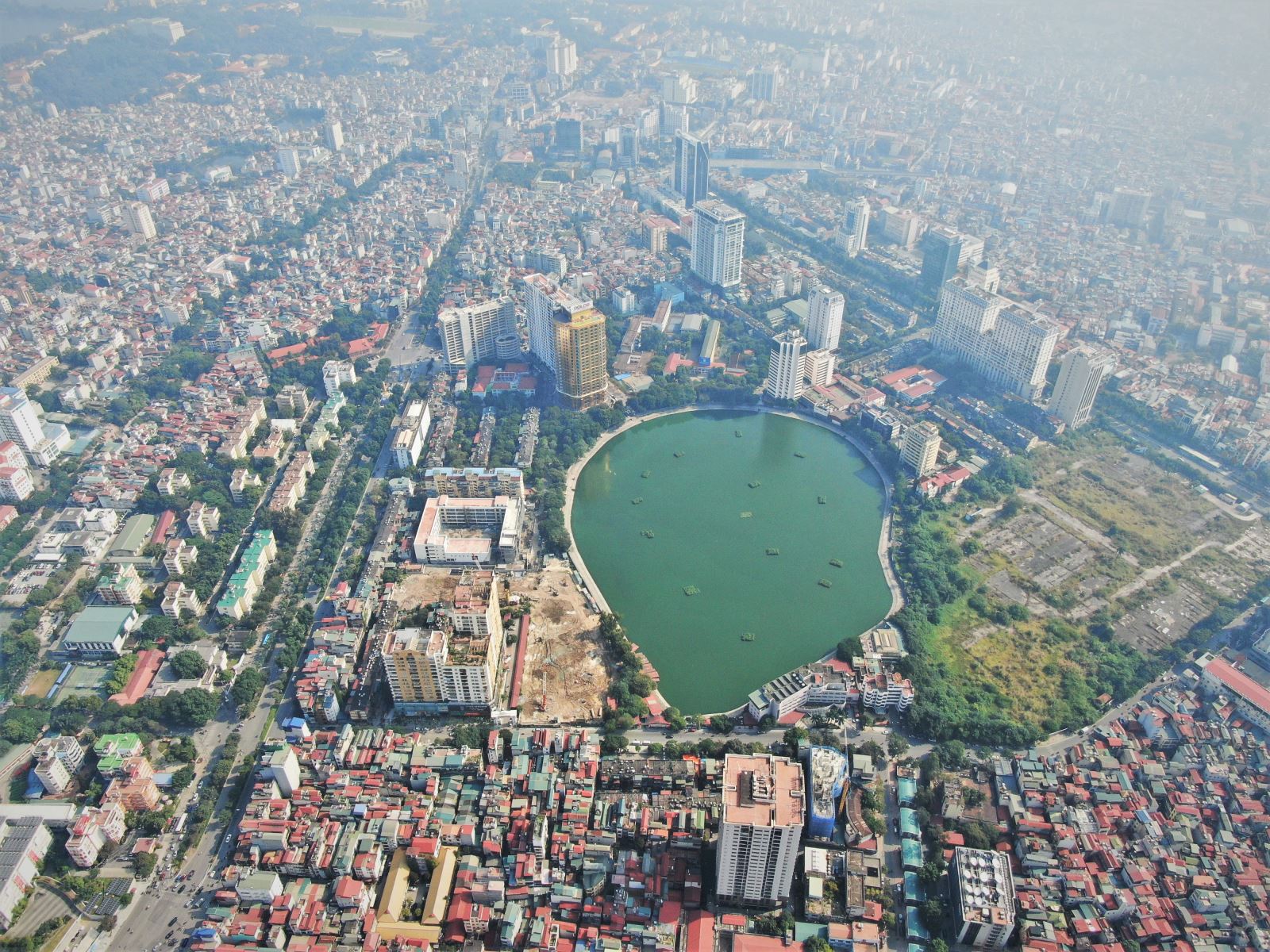 Thủ đô xanh và hiện đại.