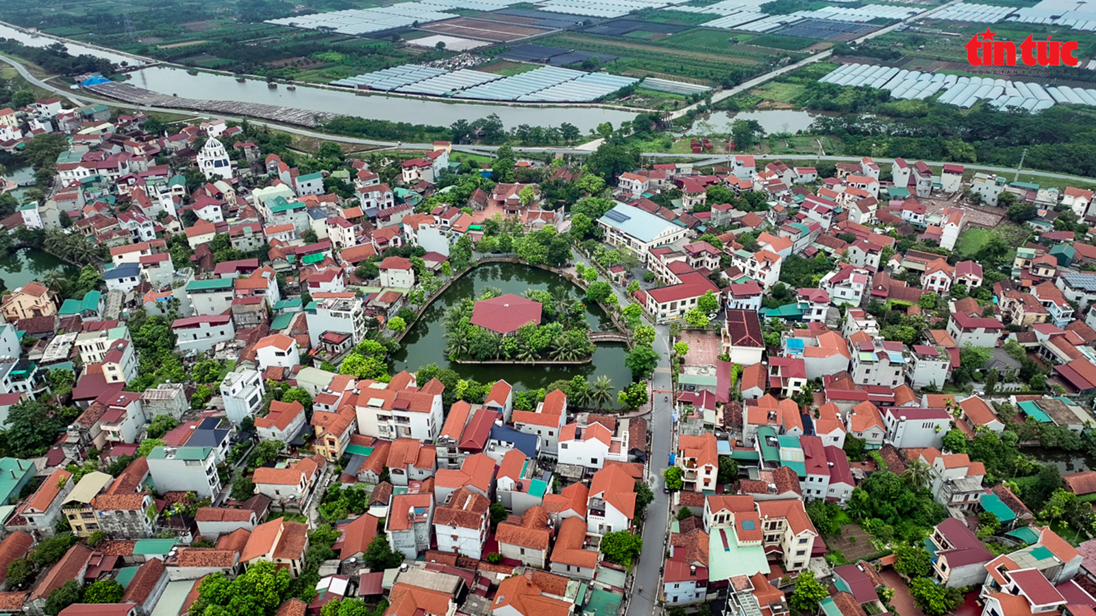 Hà Nội là một trong những địa phương dẫn đầu cả nước về xây dựng nông thông mới.