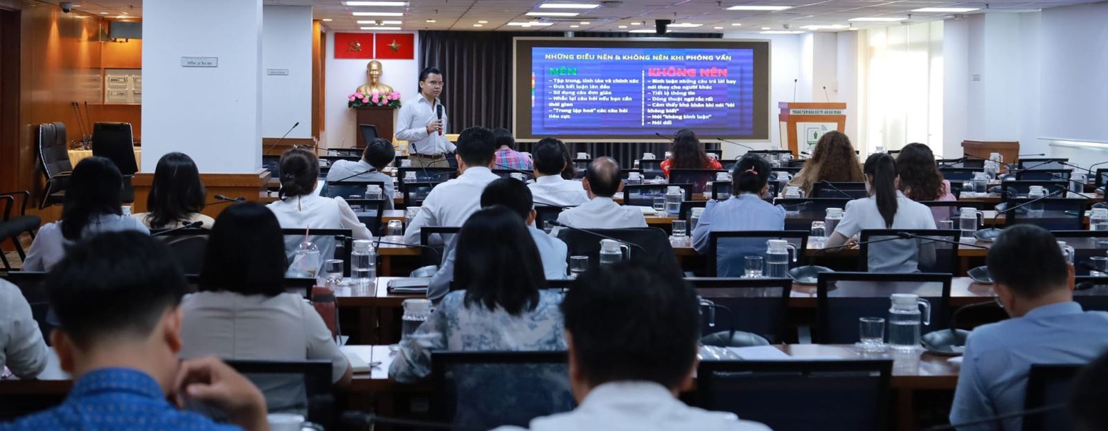 Nhà báo Ngô Trần Thịnh là giảng viên của Trung tâm bồi dưỡng nghiệp vụ báo chí của Hội Nhà báo Việt Nam.