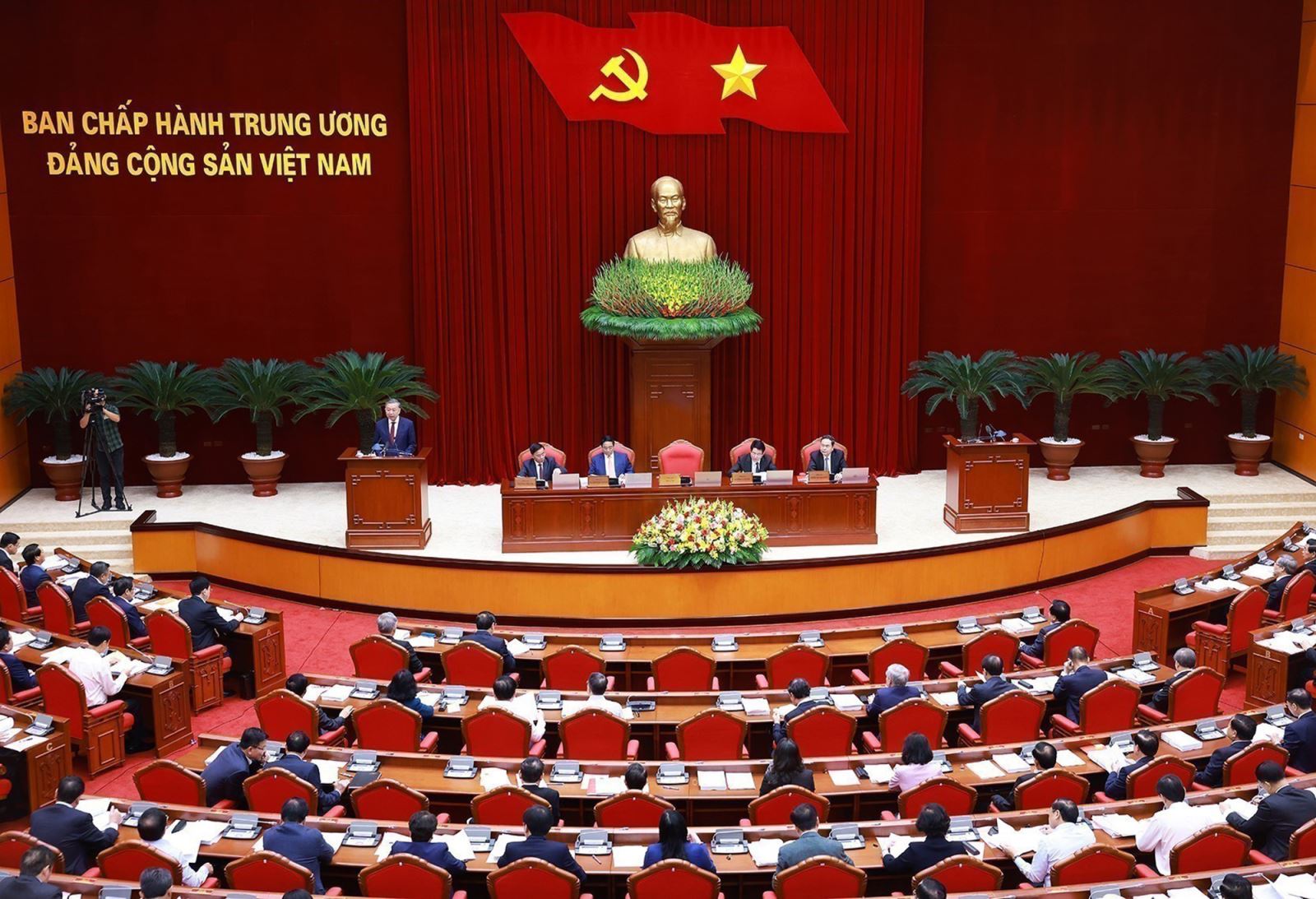 Hội nghị Ban Chấp hành Trung ương Đảng khóa XIII khai mạc sáng 25/11/2024.