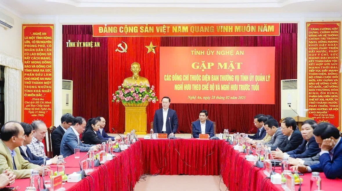 Bí thư Tỉnh ủy Nghệ An Nguyễn Đức Trung nêu rõ, muốn cách mạng thắng lợi, thành công thì chắc chắn phải có hy sinh, mất mát, đây là điều không thể tránh khỏi.