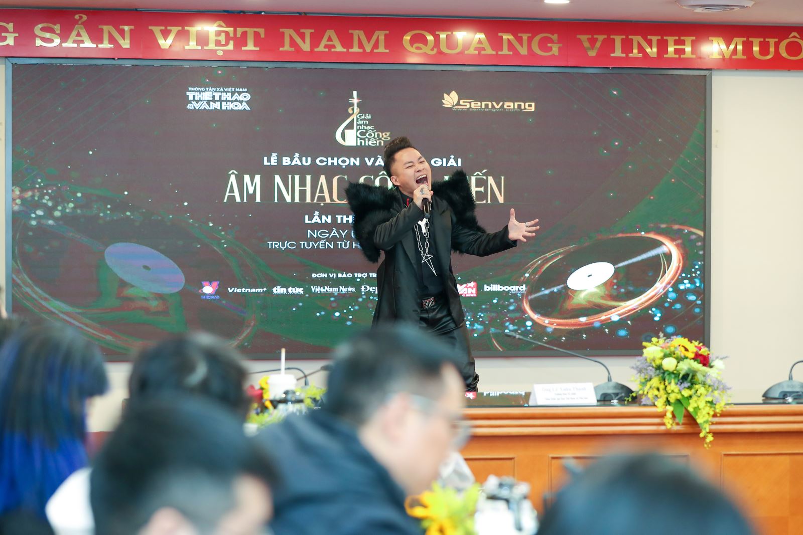 Chú thích ảnh