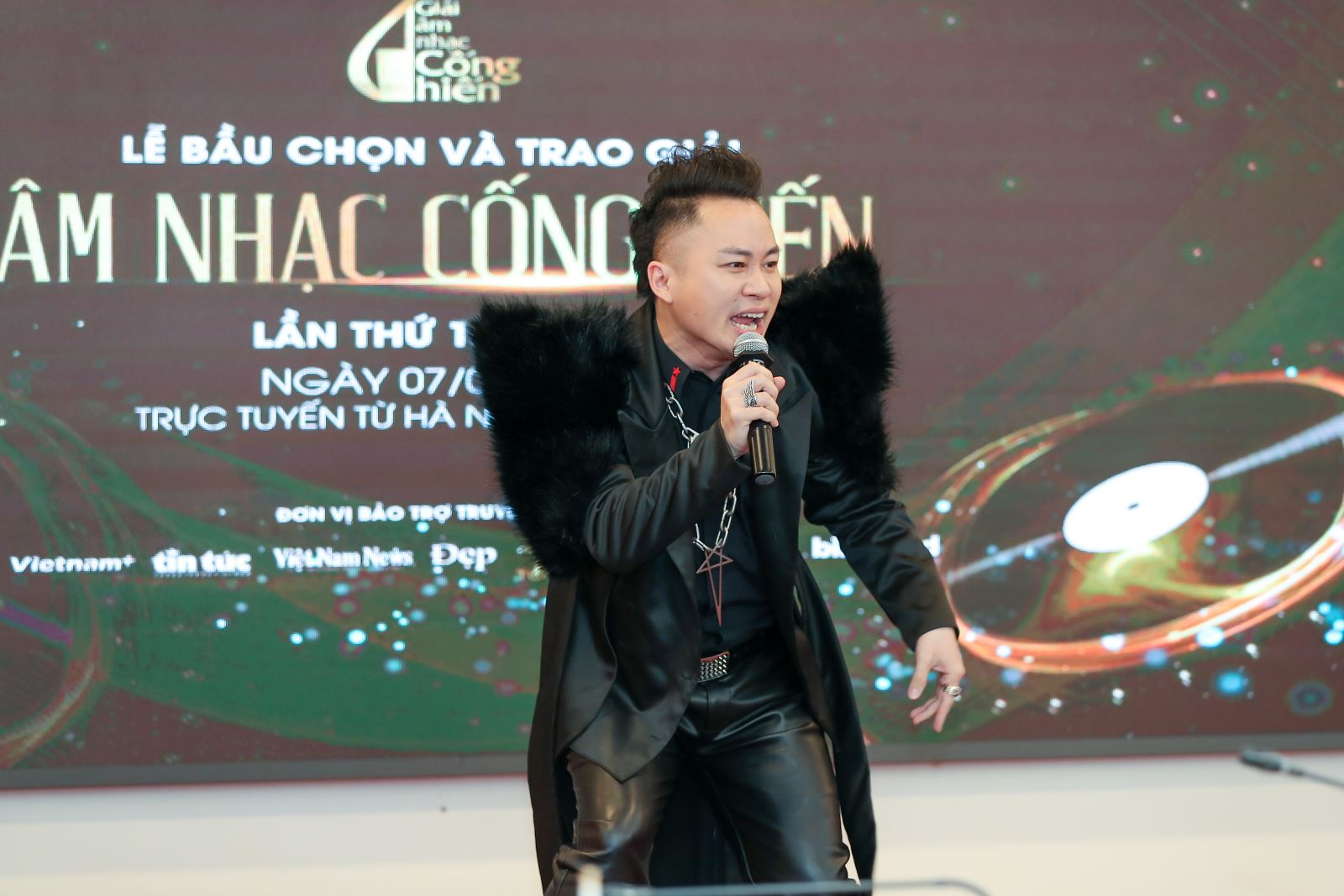 Chú thích ảnh