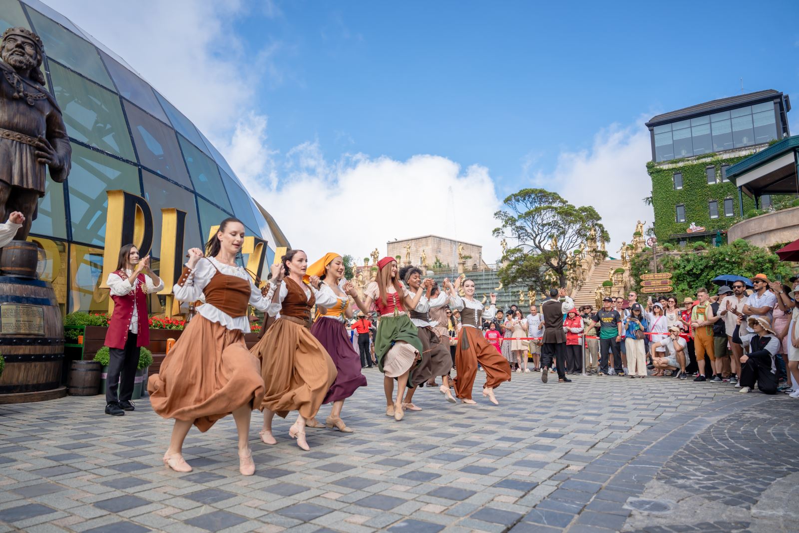 Show diễn do đạo diễn vũ đạo của ‘Anh trai say Hi’ dàn dựng sắp ra mắt tại Bà Nà