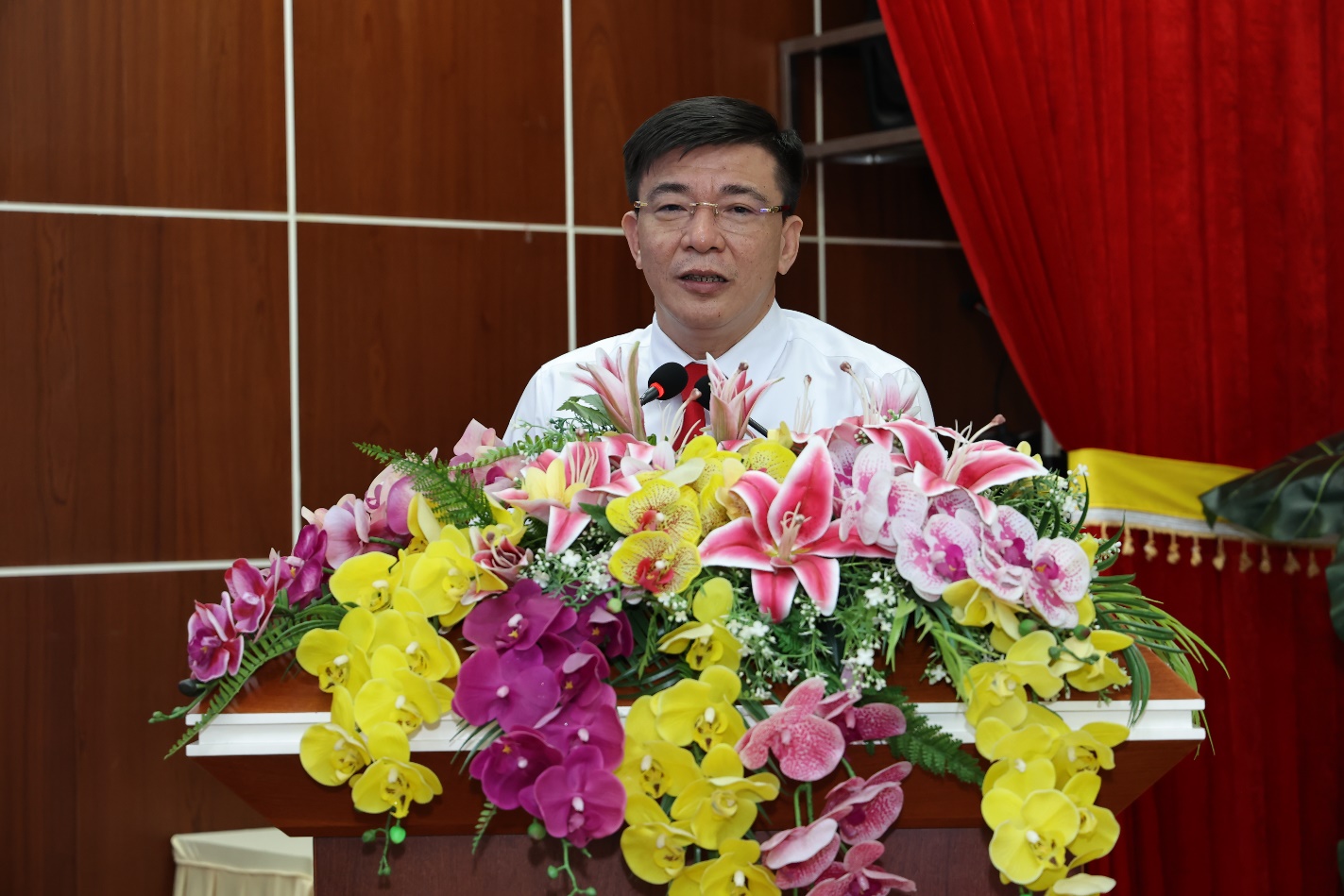 Tổng công ty Điện lực miền Nam công bố và trao Quyết định các Phó Tổng Giám đốc