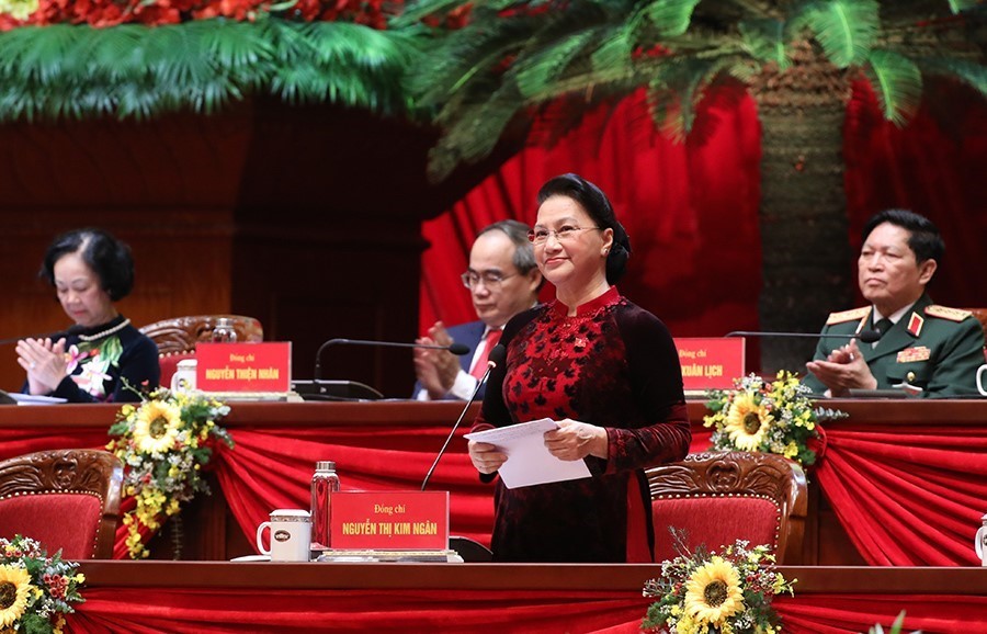 Đồng chí Nguyễn Thị Kim Ngân, Ủy viên Bộ Chính trị, Chủ tịch Quốc hội thay mặt Đoàn Chủ tịch điều hành Đại hội.
