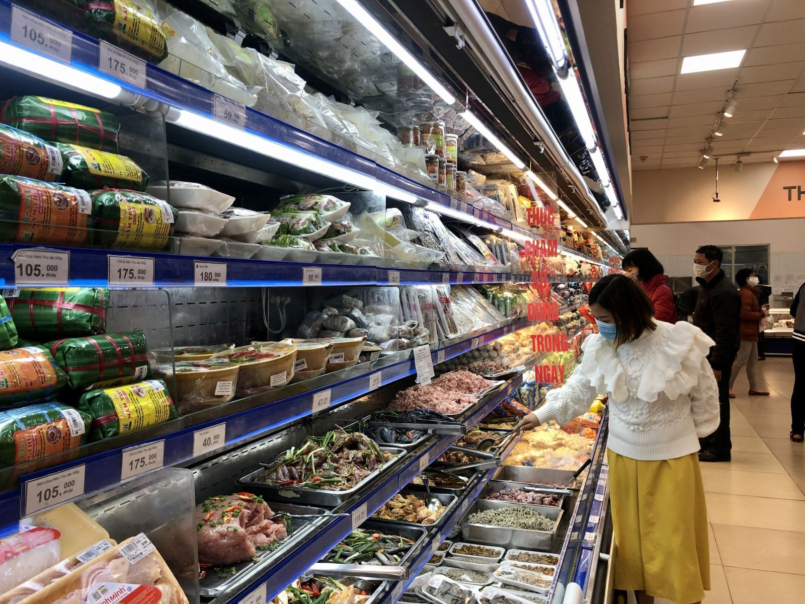 Hàng hóa được bày bántại các siêu thị ở Gia Lai.