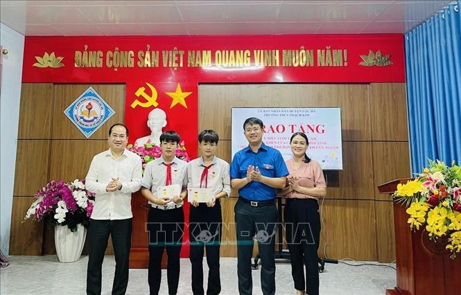 Chú thích ảnh