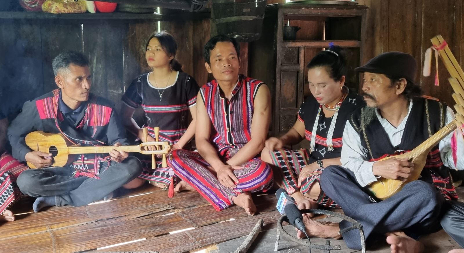 Đời sống vật chất và tinh thần của đồng bào Vân Kiều, Pa Kô không ngừng được nâng lên.