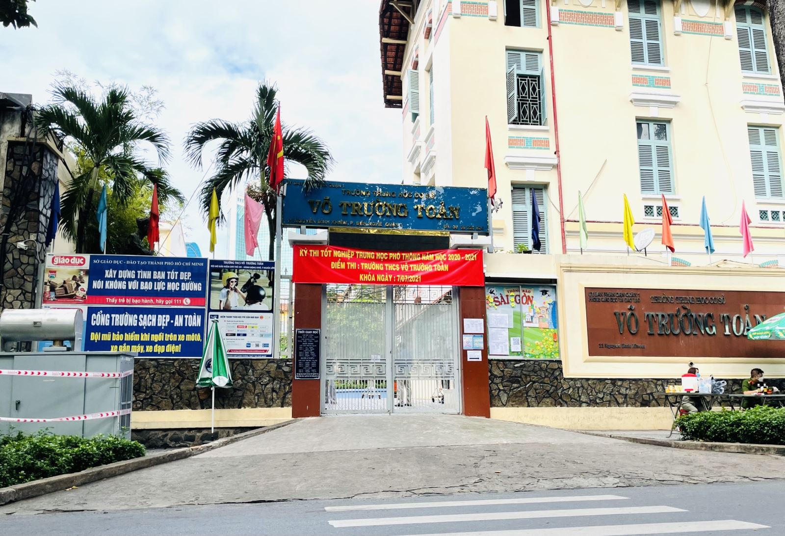 Chú thích ảnh