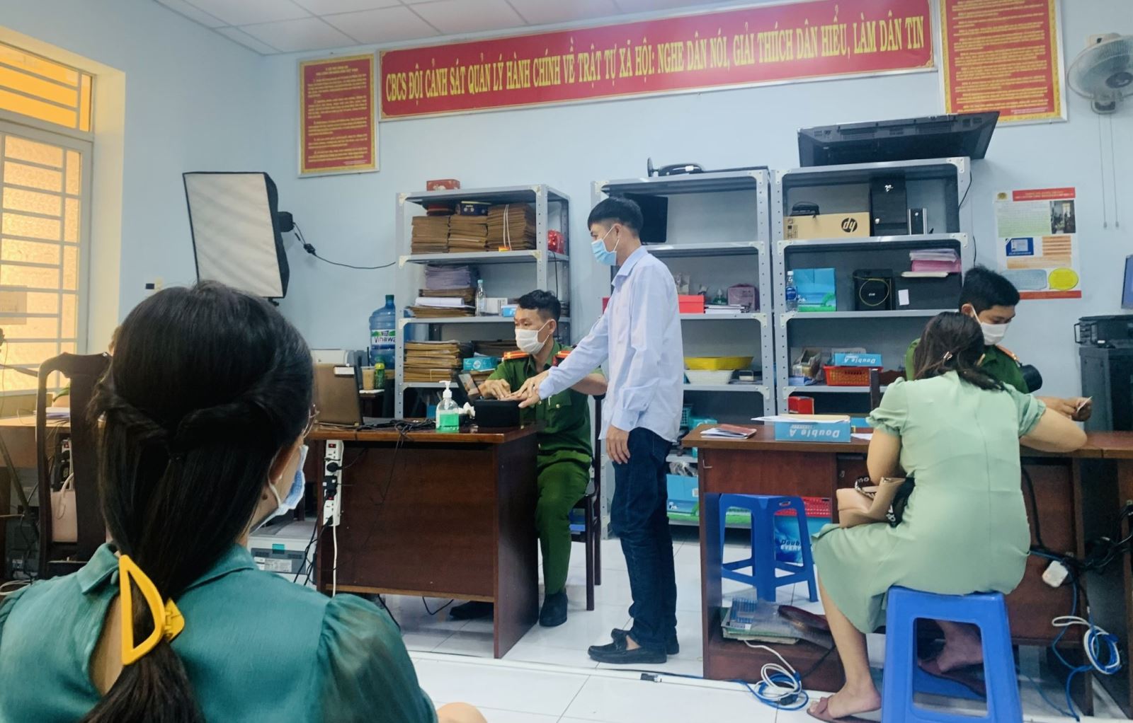 Chú thích ảnh
