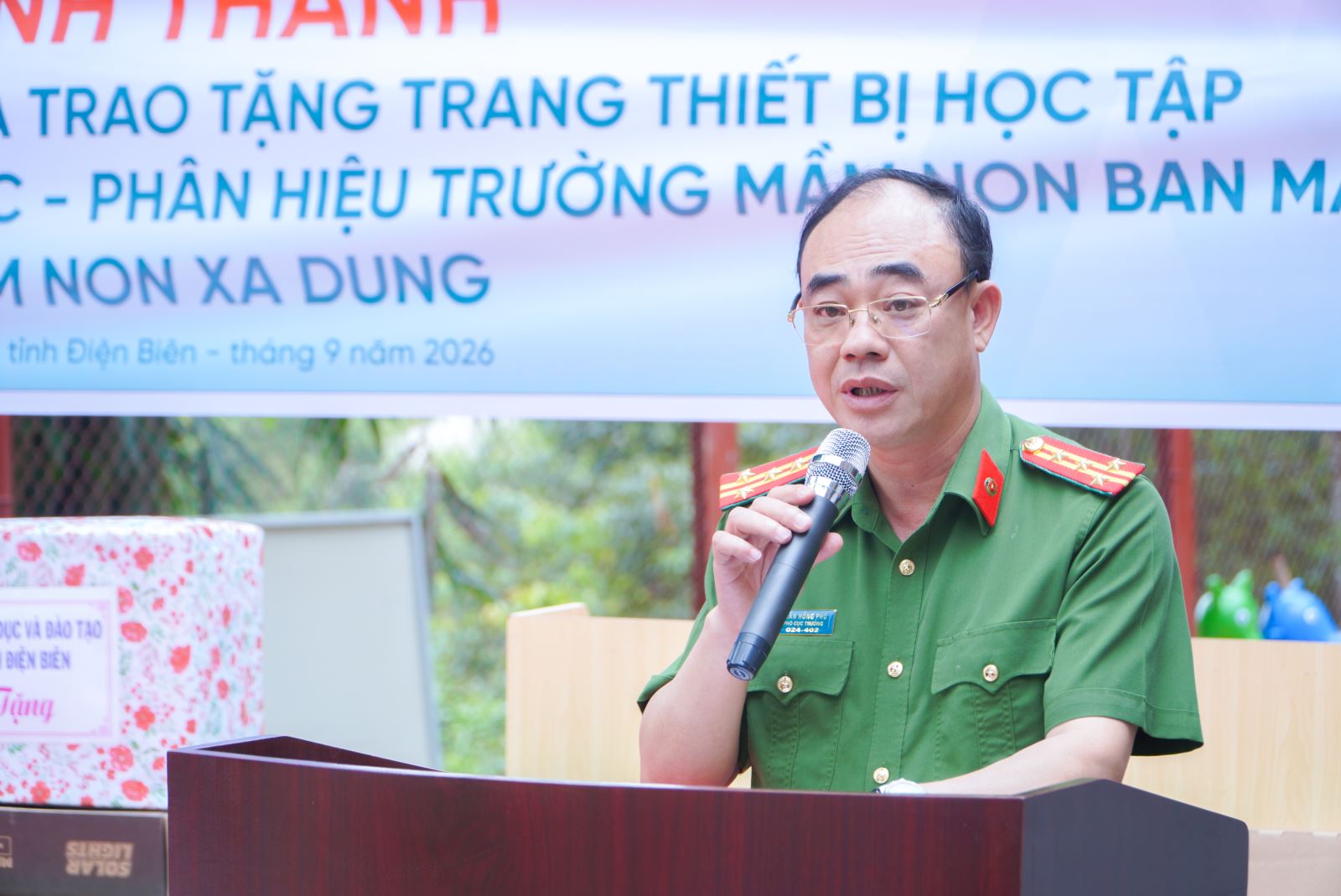 Chú thích ảnh