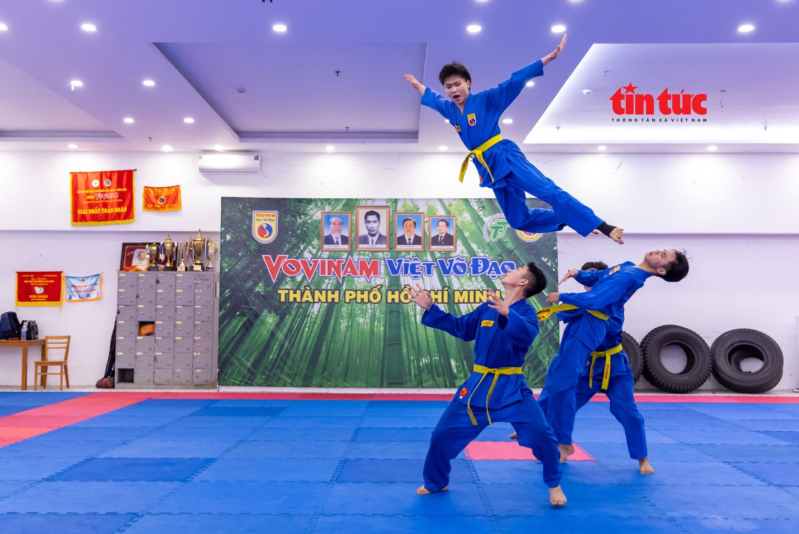 Chú thích ảnh