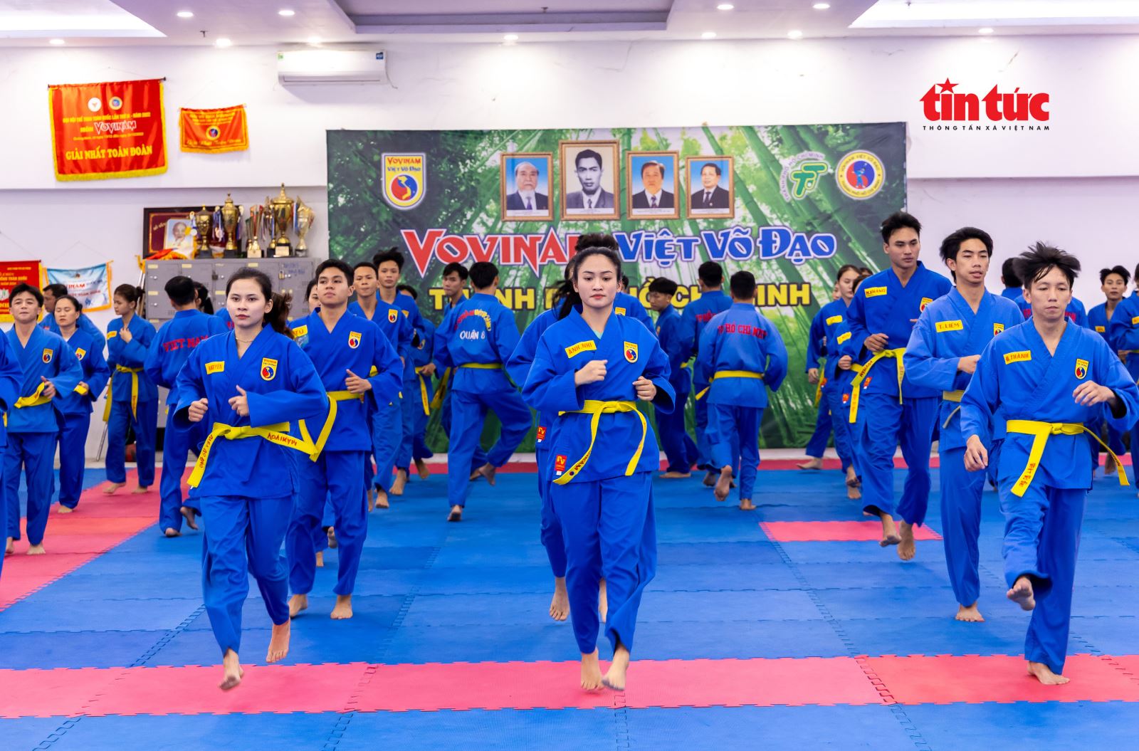 Chú thích ảnh