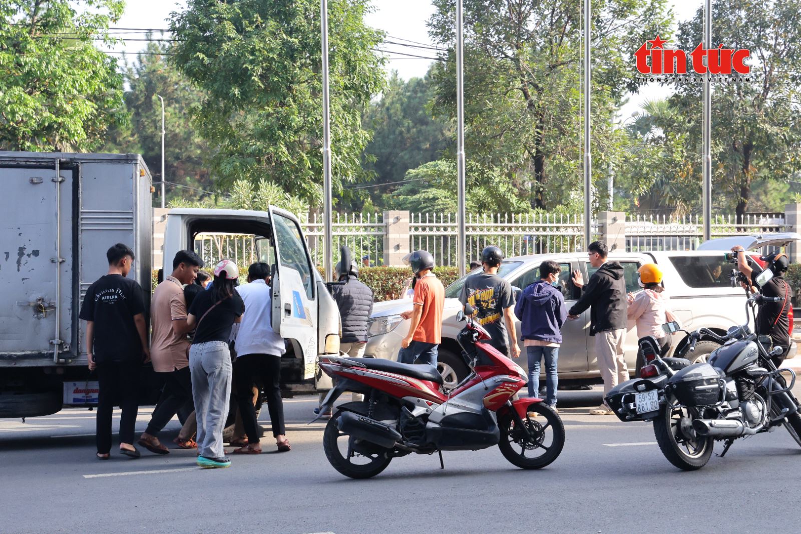 Chú thích ảnh