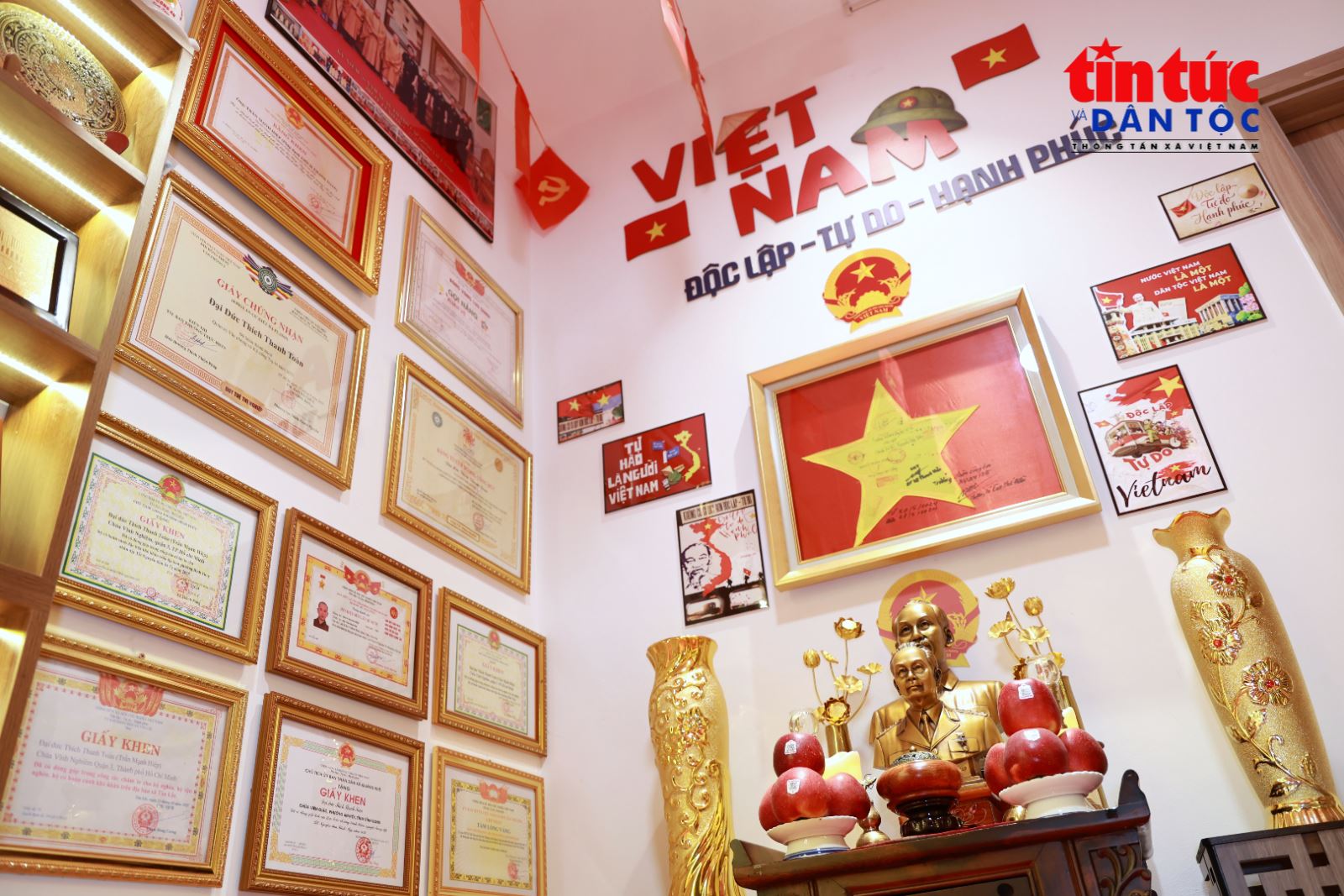 Chú thích ảnh